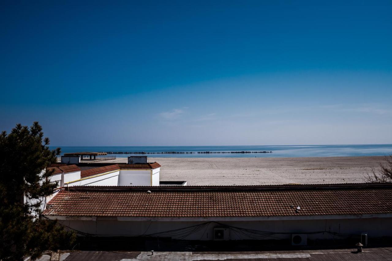 Sonio Boutique Hotel Mamaia Exterior photo